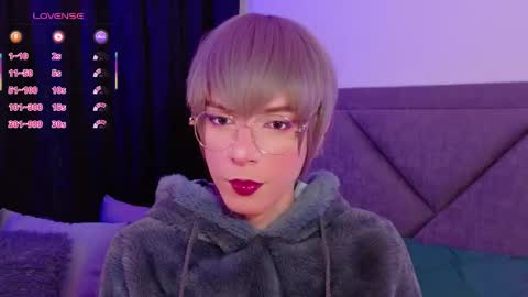 Snapshot of sam_russo chatting on 09/28/25, 07:14 Sam online show from 09/28/25, 07:14