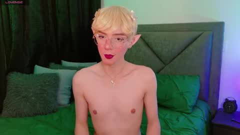 Snapshot of sam_russo chatting on 09/29/25, 08:30 Sam online show from 09/29/25, 08:30