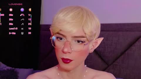 Snapshot of sam_russo chatting on 10/21/25, 06:47 Sam online show from 10/21/25, 06:47