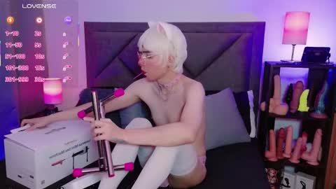 Sam online show from 03/26/26, 06:41