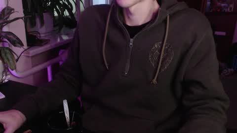 sam_skywalker online show from 11/25/25, 01:44