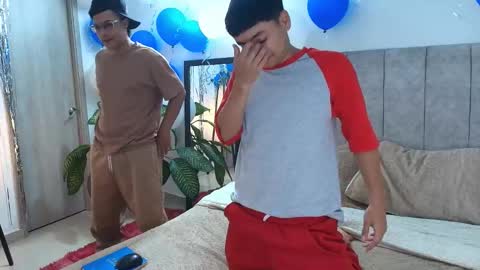 sam_tnt9 online show from 03/22/26, 05:16