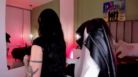 Snapshot of samaantharey chatting on 11/30/25, 11:42 Samantha online show from 11/30/25, 11:42