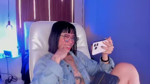 Snapshot of samabiecrussie chatting on 06/11/26, 11:03 samabiecrussie online show from 06/11/26, 11:03