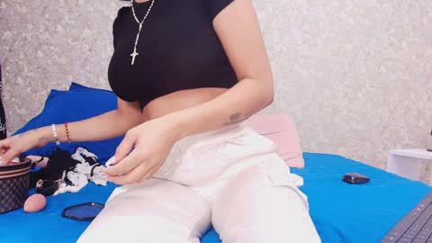 Snapshot of samanta_360 chatting on 01/21/25, 11:56 Samanta online show from 01/21/25, 11:56