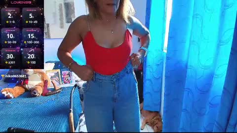 Snapshot of samanta_stone69 chatting on 12/05/24, 08:11 Samanta Stone online show from 12/05/24, 08:11