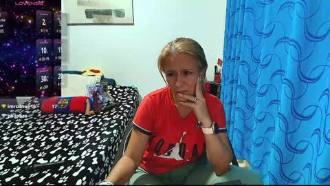 Snapshot of samanta_stone69 chatting on 01/14/25, 12:54 Samanta Stone online show from 01/14/25, 12:54