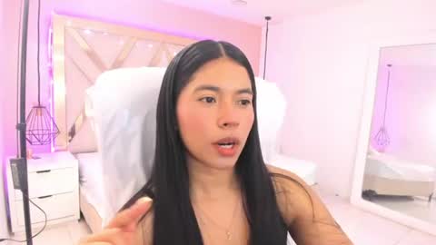 Snapshot of samantaa_shy chatting on 07/10/26, 02:27 sam online show from 07/10/26, 02:27