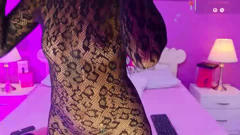 samantakane online show from 02/05/26, 04:17