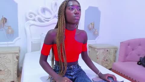 Snapshot of samantamarquez chatting on 01/29/25, 10:43 Samanta online show from 01/29/25, 10:43