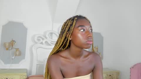 Snapshot of samantamarquez chatting on 02/02/25, 01:45 Samanta online show from 02/02/25, 01:45