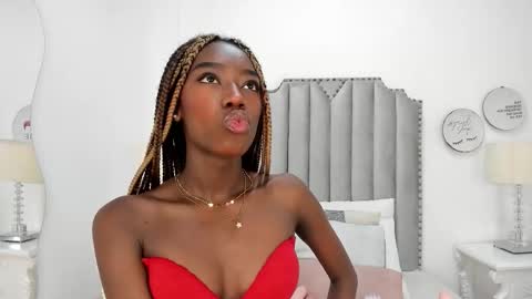 Snapshot of samantamarquez chatting on 09/17/25, 07:48 Samanta online show from 09/17/25, 07:48