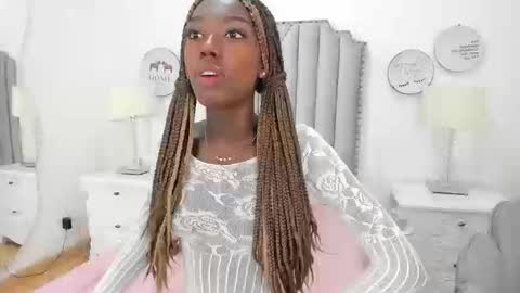 Snapshot of samantamarquez chatting on 09/22/25, 08:22 Samanta online show from 09/22/25, 08:22