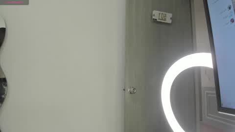 Snapshot of samantamarquez chatting on 10/19/25, 07:25 Samanta online show from 10/19/25, 07:25