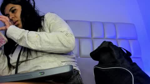 SAMANTA  online show from 12/17/25, 03:12