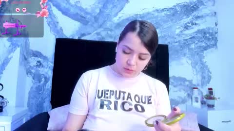 Snapshot of samantarave_ chatting on 12/05/25, 12:58 Samanta Rave online show from 12/05/25, 12:58