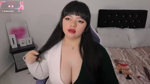 Snapshot of samantha__g chatting on 12/05/24, 05:37 Sam online show from 12/05/24, 05:37