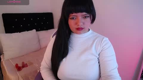 Snapshot of samantha__g chatting on 03/08/25, 06:10 Sam online show from 03/08/25, 06:10