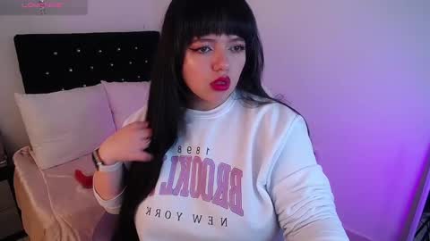 Snapshot of samantha__g chatting on 03/12/25, 02:30 Sam online show from 03/12/25, 02:30