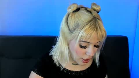 samantha_browwnn online show from 10/23/25, 04:50