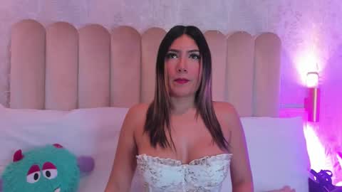 Samantha  online show from 02/16/25, 05:04