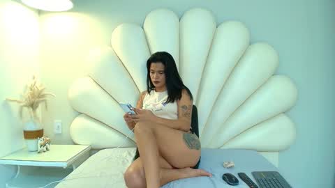 samantha_firee online show from 05/09/26, 03:23