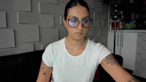 Samantha online show from 01/16/25, 10:44