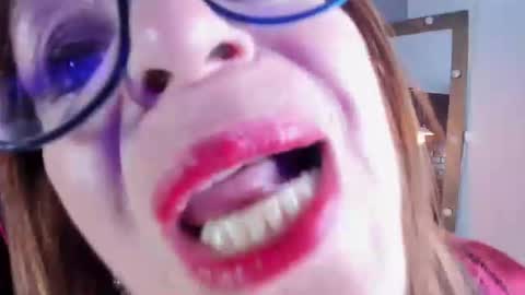 Sam online show from 09/29/25, 09:14