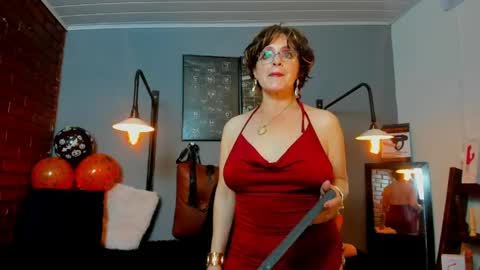 Snapshot of samantha_mature56 chatting on 05/06/26, 02:19 Sam online show from 05/06/26, 02:19