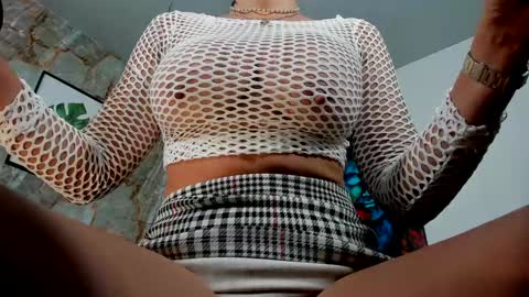 samantha_milfs online show from 01/03/25, 10:31