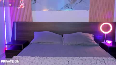 samantha_moons online show from 12/04/25, 11:24