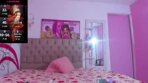 Snapshot of samantha_pucket chatting on 09/22/25, 03:14 Sam online show from 09/22/25, 03:14