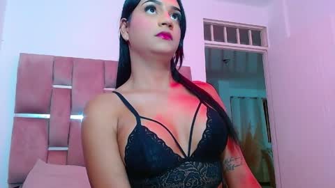 Salome Vargas online show from 04/02/26, 03:26