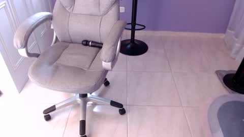 Snapshot of samantha_thompsoon chatting on 01/16/25, 06:37 samantha_thompsoon online show from 01/16/25, 06:37