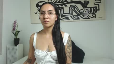 Snapshot of samantha_vaker chatting on 03/31/26, 09:04 samantha_vaker online show from 03/31/26, 09:04