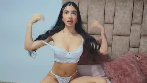 SAMANTHA VELVET online show from 05/29/26, 09:02