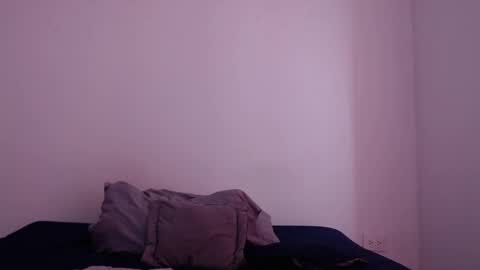 Snapshot of samanthaa_08 chatting on 11/20/25, 06:18 Samantha online show from 11/20/25, 06:18