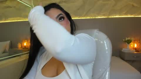  Samanthaa online show from 05/18/26, 12:00