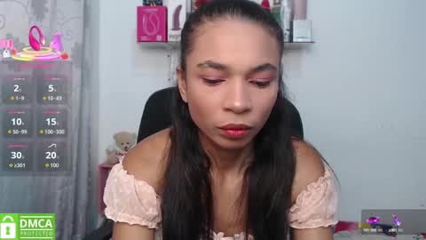 Snapshot of samanthaa_queen chatting on 09/26/25, 10:52 sam online show from 09/26/25, 10:52