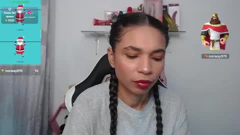 Snapshot of samanthaa_queen chatting on 12/04/25, 11:19 sam online show from 12/04/25, 11:19