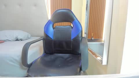    online show from 02/09/26, 07:18