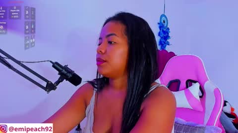 Snapshot of samanthabloom570089 chatting on 11/01/25, 01:07 Samantha Bloom  online show from 11/01/25, 01:07