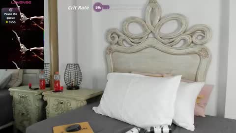 Snapshot of samanthaferrer_ chatting on 10/26/25, 08:04 Samantha online show from 10/26/25, 08:04