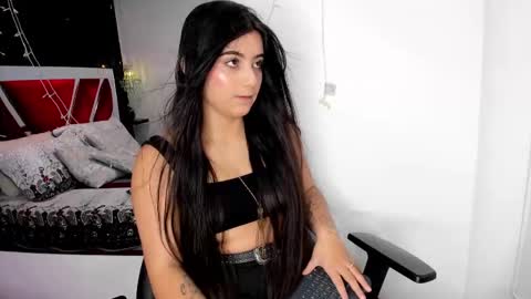 Samantha online show from 02/06/25, 01:21