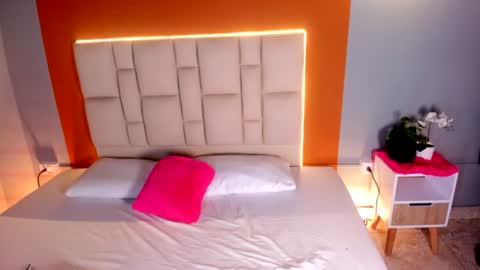 samanthafoxy_ online show from 07/16/26, 11:49