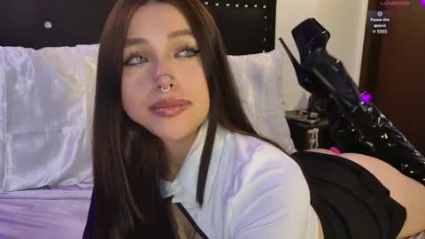 IGSamanthaGrant 10 online show from 05/19/26, 08:15