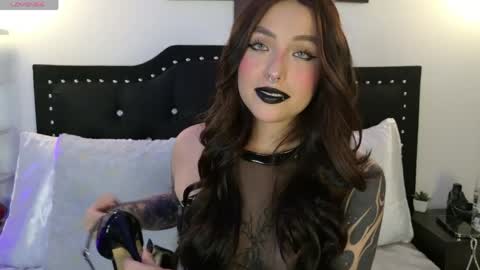 IGSamanthaGrant 10 online show from 05/27/26, 09:12