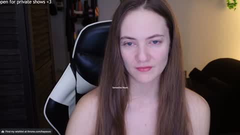 Snapshot of samanthahayesxoxo chatting on 03/07/25, 04:24 The Real Samantha Hayes haha online show from 03/07/25, 04:24