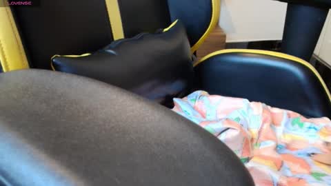 samanthahoteer96 online show from 11/26/25, 03:24