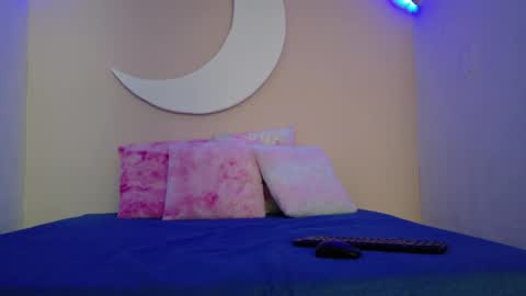 samanthalaurent online show from 05/25/26, 07:09